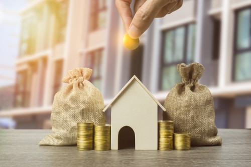 The Advantages and Disadvantages of Refinancing Your Mortgage
